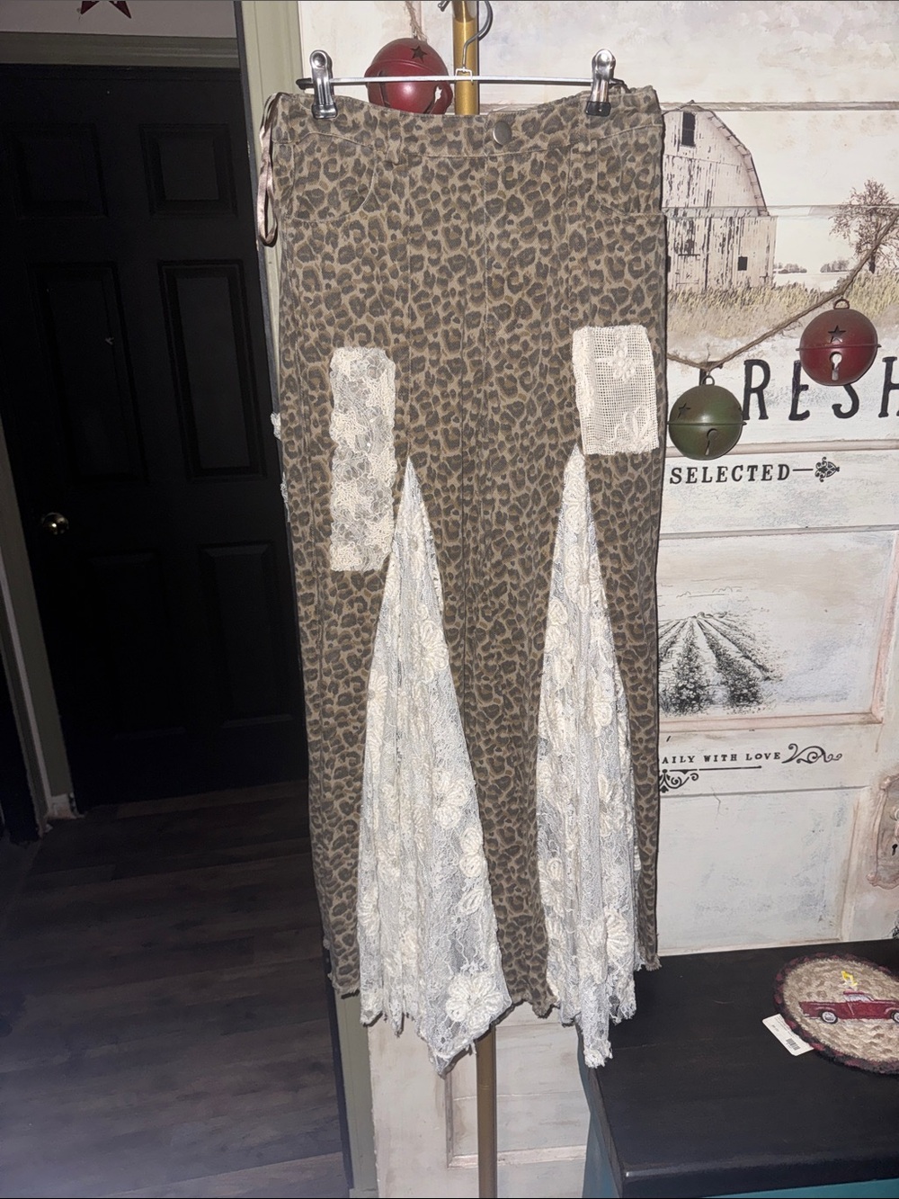 Leopard Print Wide-Leg Jeans with Lace Insets - Brown